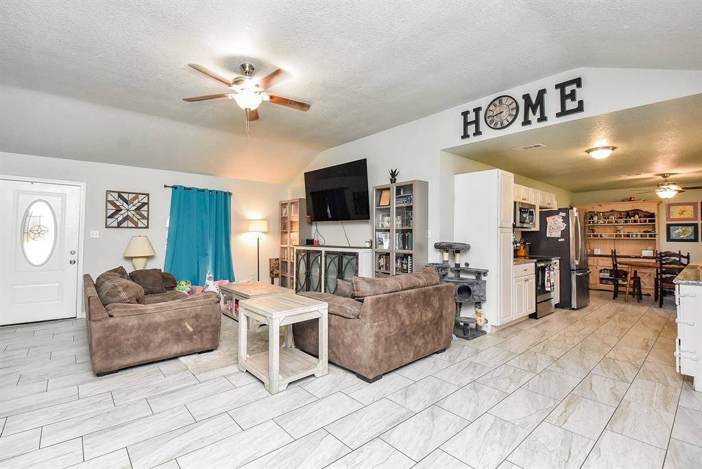 Lake Jackson, TX 77566,57 E Candlewood