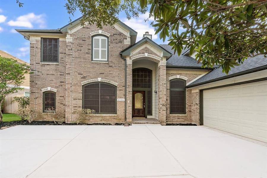 4126 Foxbrush LN, Sugar Land, TX 77479