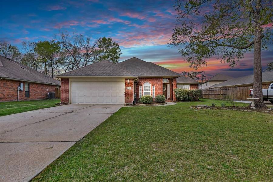 1422 Chart DR, Crosby, TX 77532