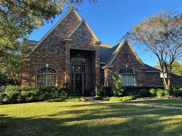 55 Champions Bend CIR, Houston, TX 77069