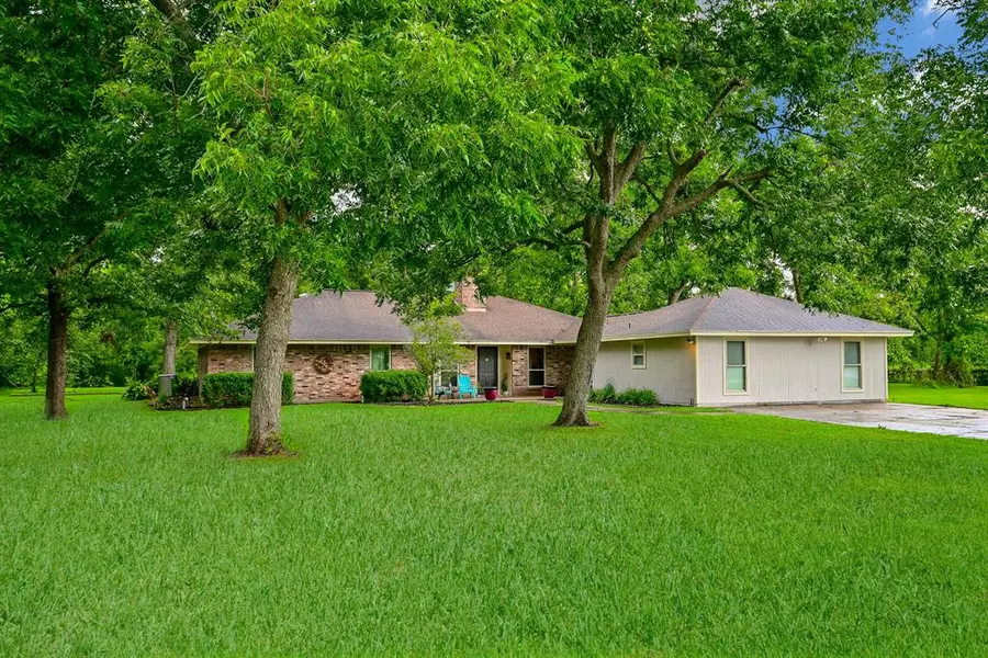 656 Caney Trail DR, Wharton, TX 77488