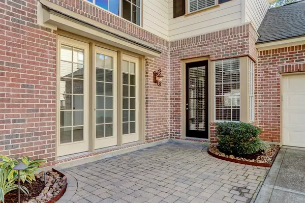 The Woodlands, TX 77382,97 E Beckonvale CIR