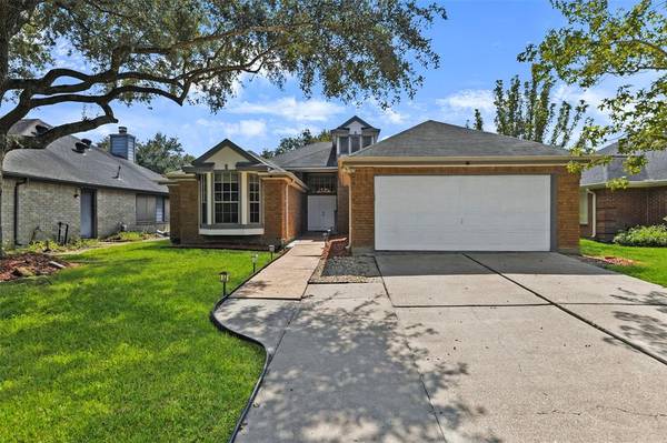 3214 N Peach Hollow CIR, Pearland, TX 77584