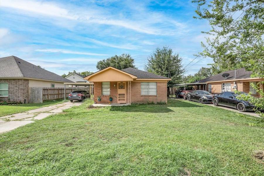 9322 Scranton ST, Houston, TX 77075