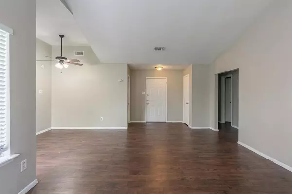 Houston, TX 77083,16402 Espinosa DR