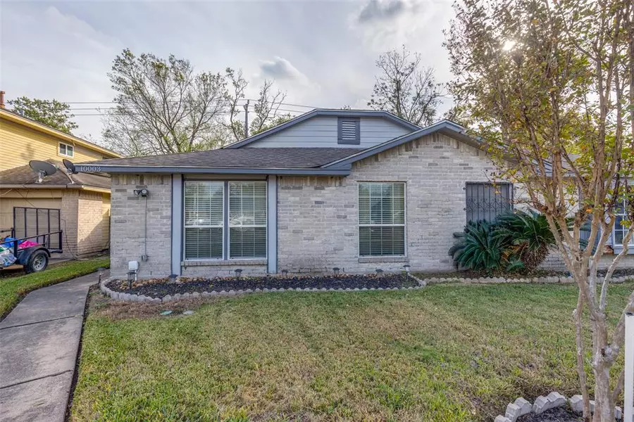 10003 Ridgecoral DR, Houston, TX 77038