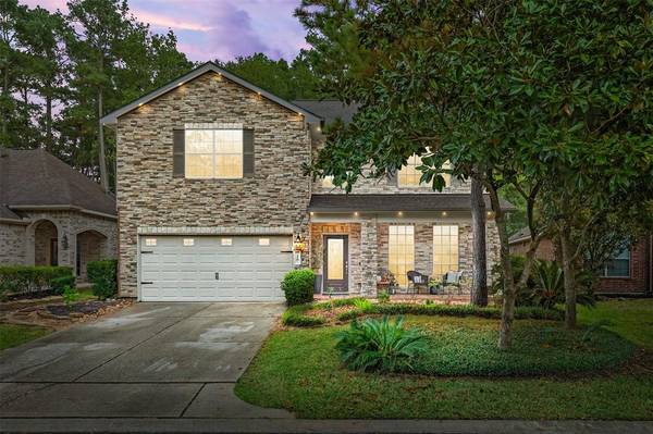 26 Colewood CT, The Woodlands, TX 77382