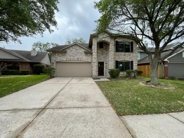 7731 Hunters Peak LN, Baytown, TX 77523