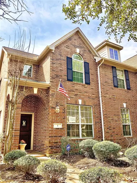 3 Umbria LN, The Woodlands, TX 77382