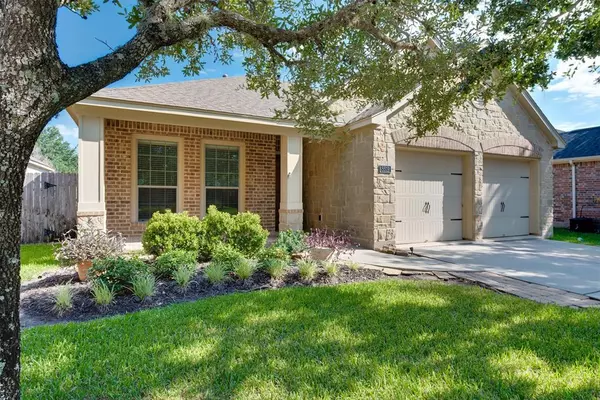 5519 Stoneridge CT, Rosenberg, TX 77471