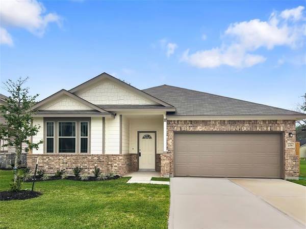 208 Bryan WAY, Angleton, TX 77515