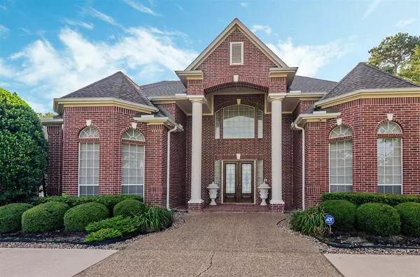 22222 Holly Creek TRL, Tomball, TX 77377