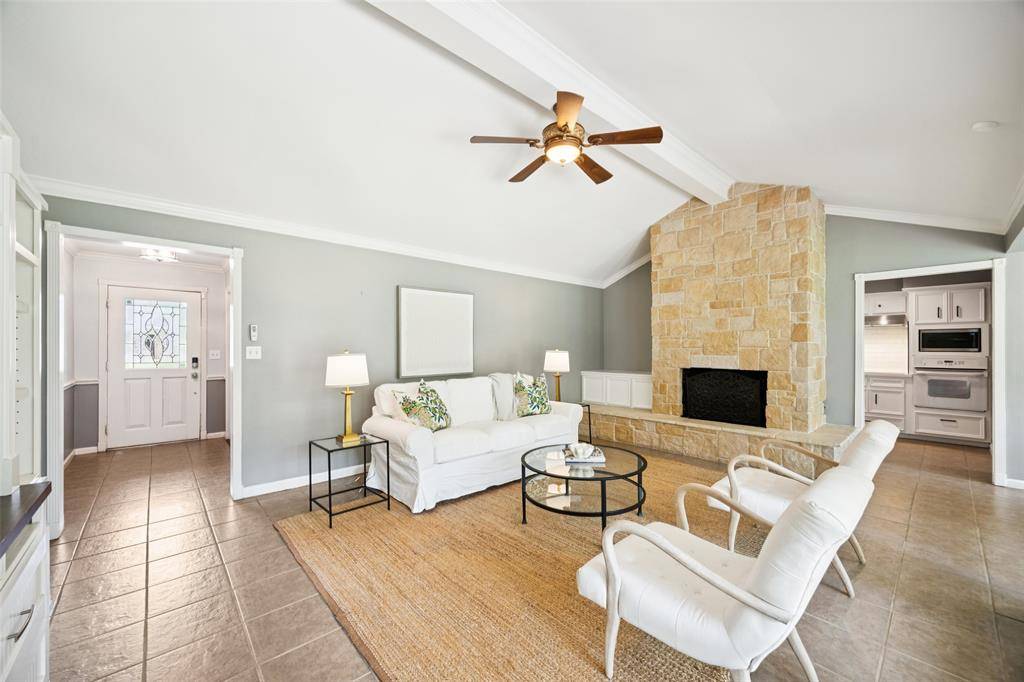 Houston, TX 77042,10610 Bordley DR