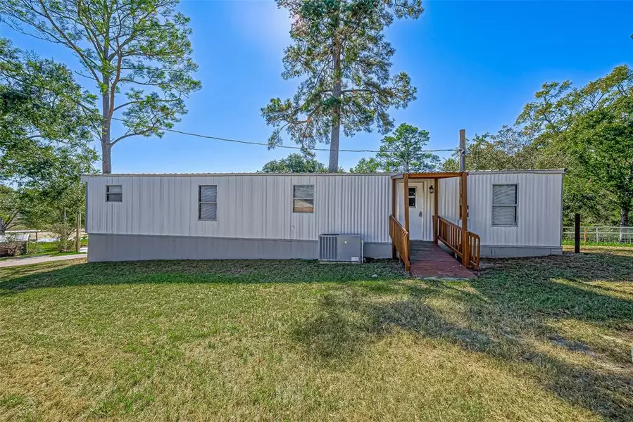 142 Schooner, Livingston, TX 77351