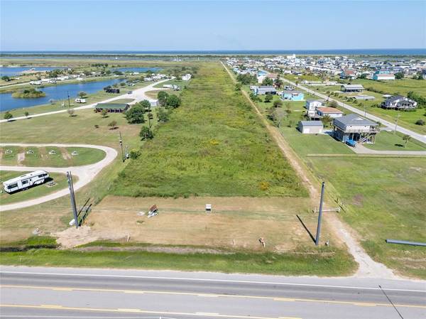 1665 TX 87, Crystal Beach, TX 77650