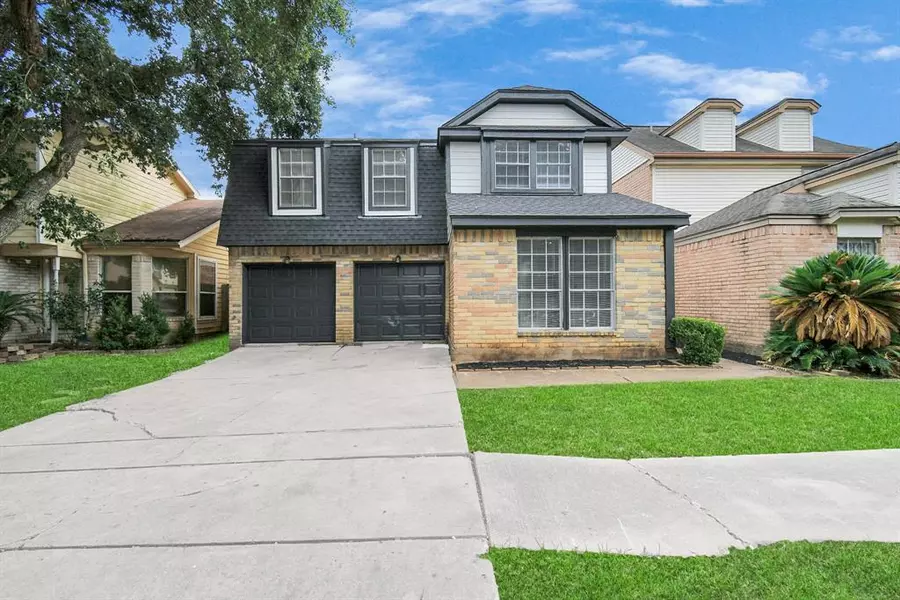 6438 Old Chatham LN, Houston, TX 77035