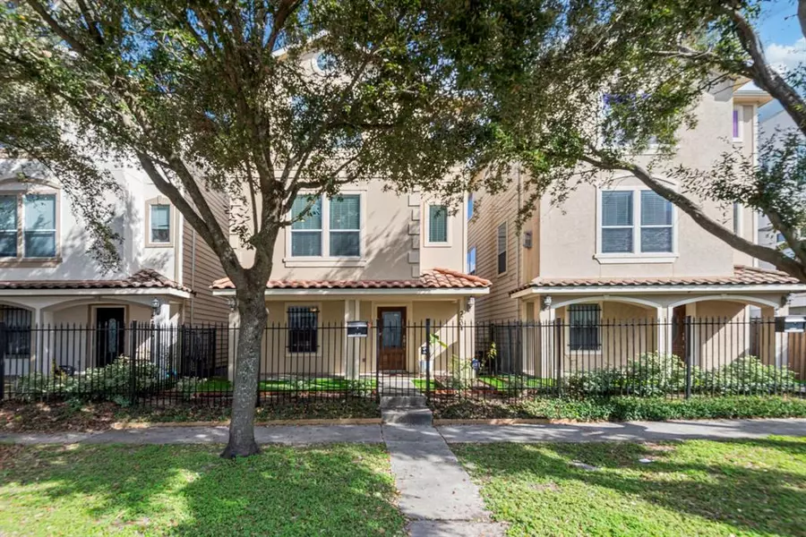 2204 Colorado ST, Houston, TX 77007