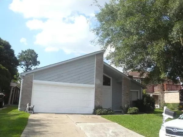 3146 Hazel Park DR, Houston, TX 77082