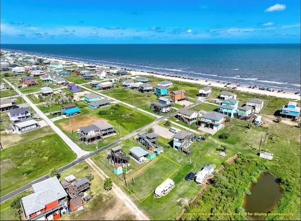 1744 Croaker LN, Crystal Beach, TX 77650