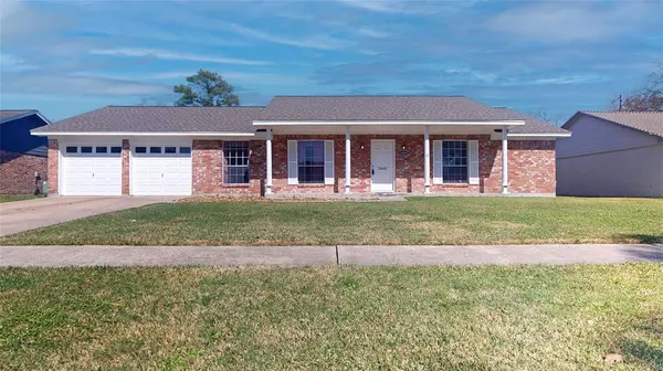 10447 Quiet Hill RD, La Porte, TX 77571