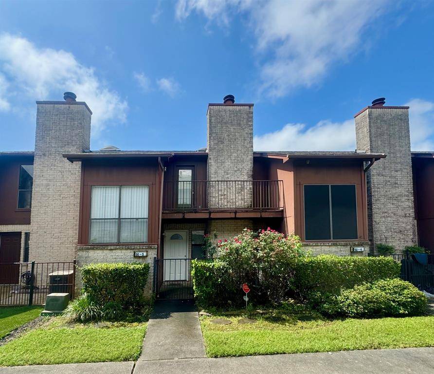 50 Evanston ST #5, Houston, TX 77015