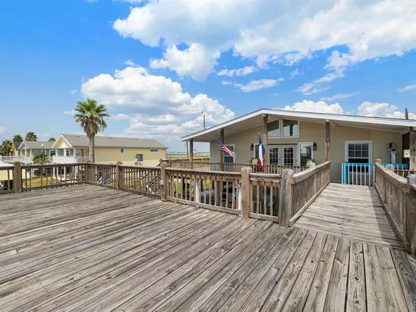 Crystal Beach, TX 77650,1331 Bay ST