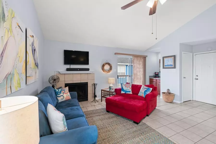 3506 Cove View BLVD #216, Galveston, TX 77554