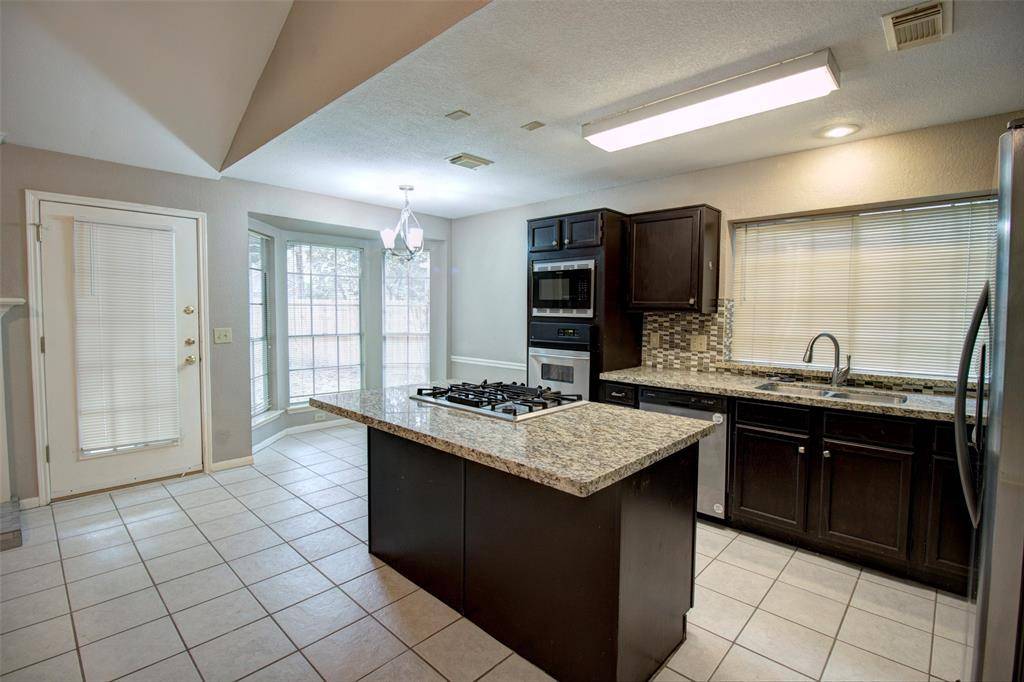 Spring, TX 77381,70 N Rushwing CIR