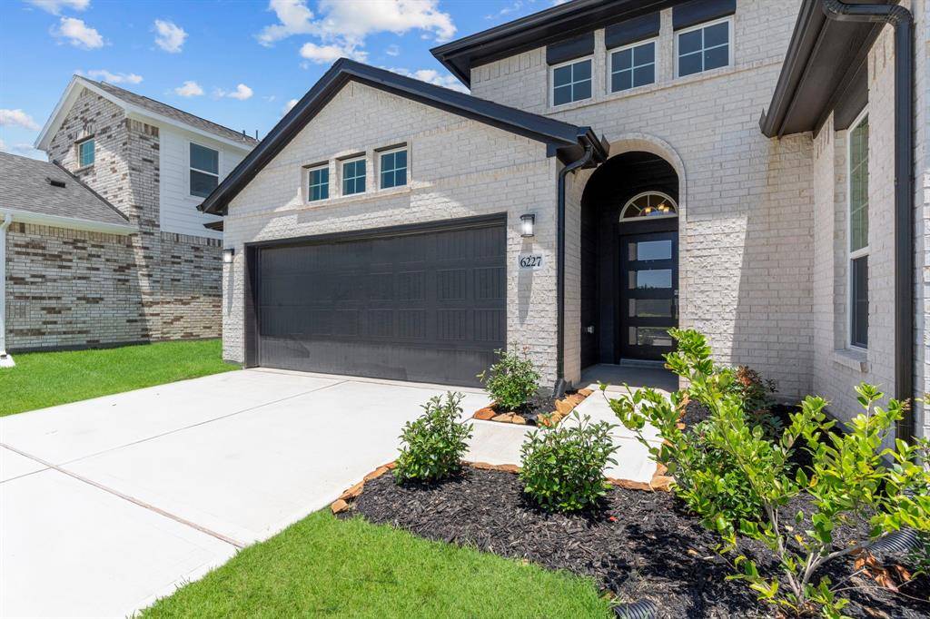 Baytown, TX 77521,6227 Park Landing DR