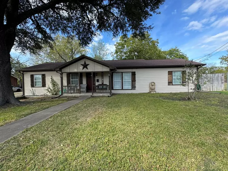 110 Williamson DR, Bryan, TX 77801