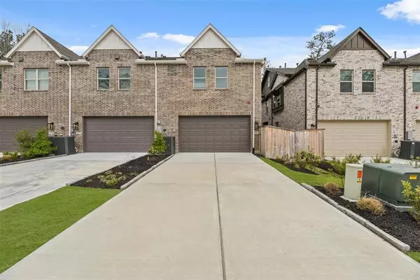 2652 Woodforest Parkway North, Montgomery, TX 77316