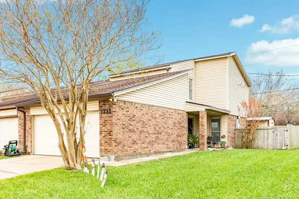 Angleton, TX 77515,1223 Dennis AVE