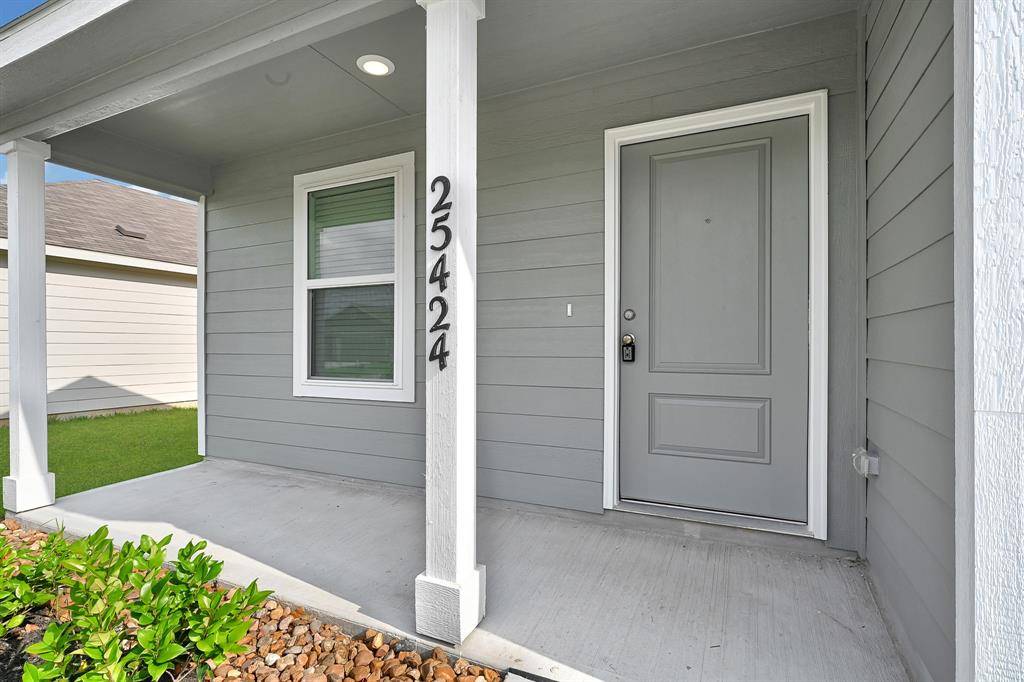 Cleveland, TX 77328,25424 Birch Hill DR