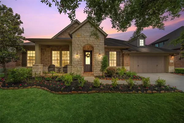 17811 Paint Bluff LN, Cypress, TX 77433