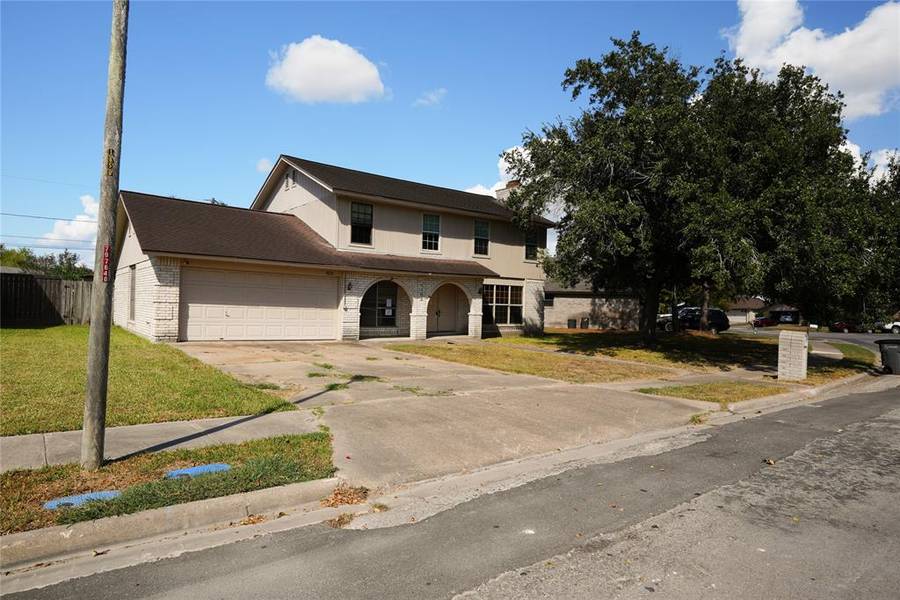 1103 Westwood ST, Victoria, TX 77901