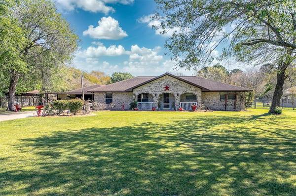 4900 Crosby Cedar Bayou Road,  Baytown,  TX 77521