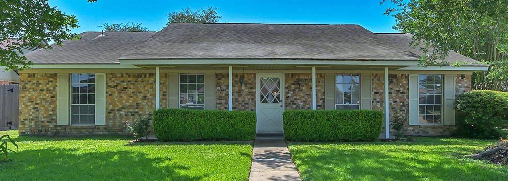 3205 Park Haven LN, Deer Park, TX 77536