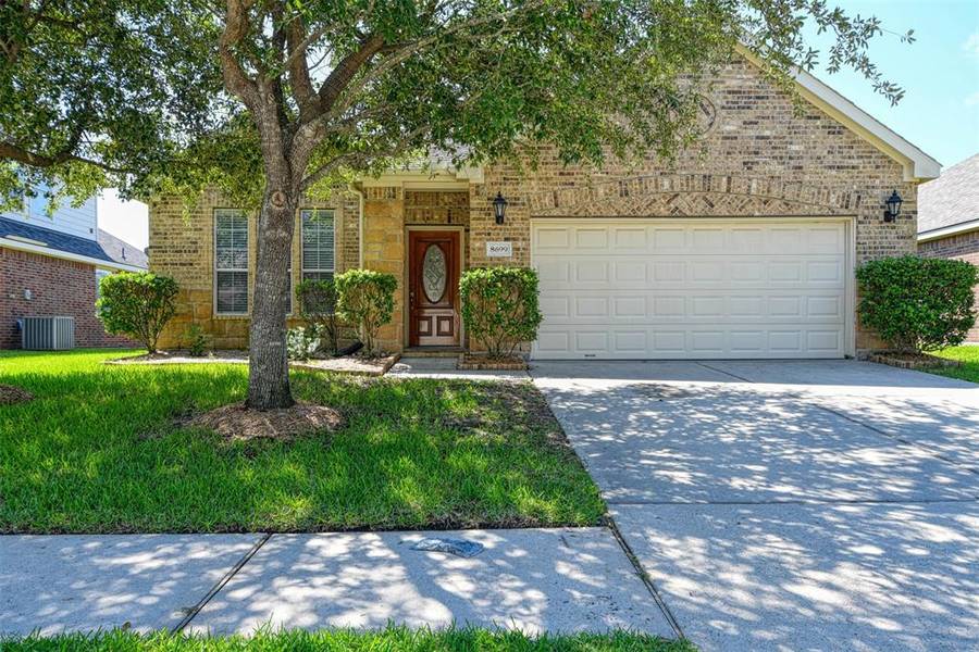 8699 Hostler DR, Tomball, TX 77375