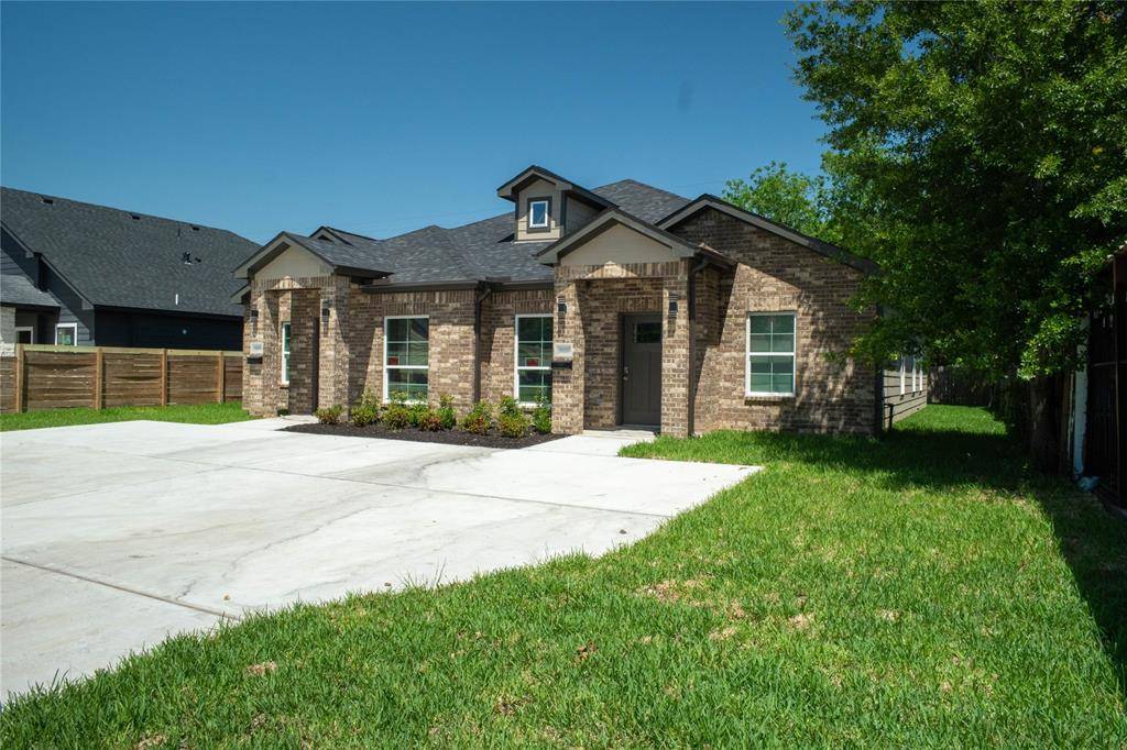 Houston, TX 77033,5819 Doolittle BLVD