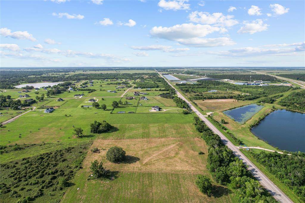Angleton, TX 77515,23210 Fm-521