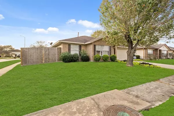 Houston, TX 77075,11150 Cayman Mist DR