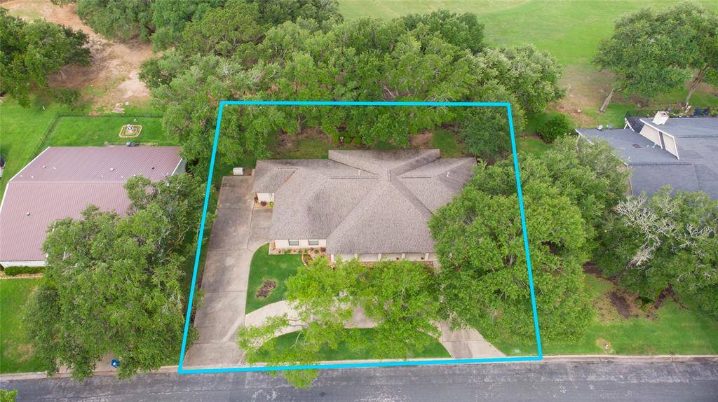 Huntsville, TX 77340,426 Brook Hollow DR