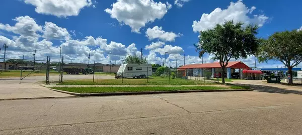 Houston, TX 77075,10018 Ramey ST