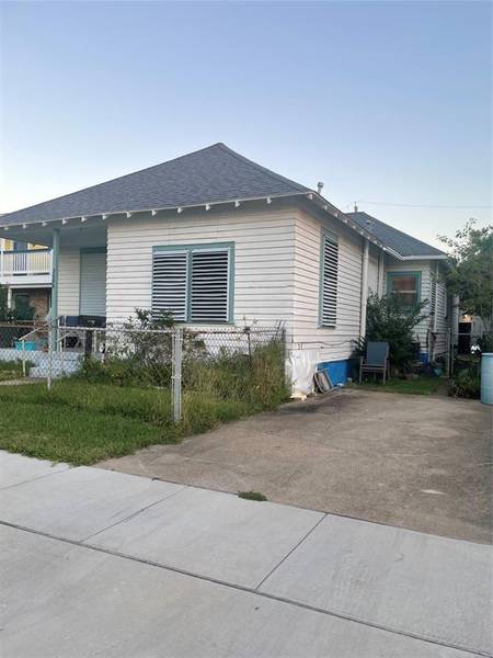 3509 Avenue S, Galveston, TX 77550