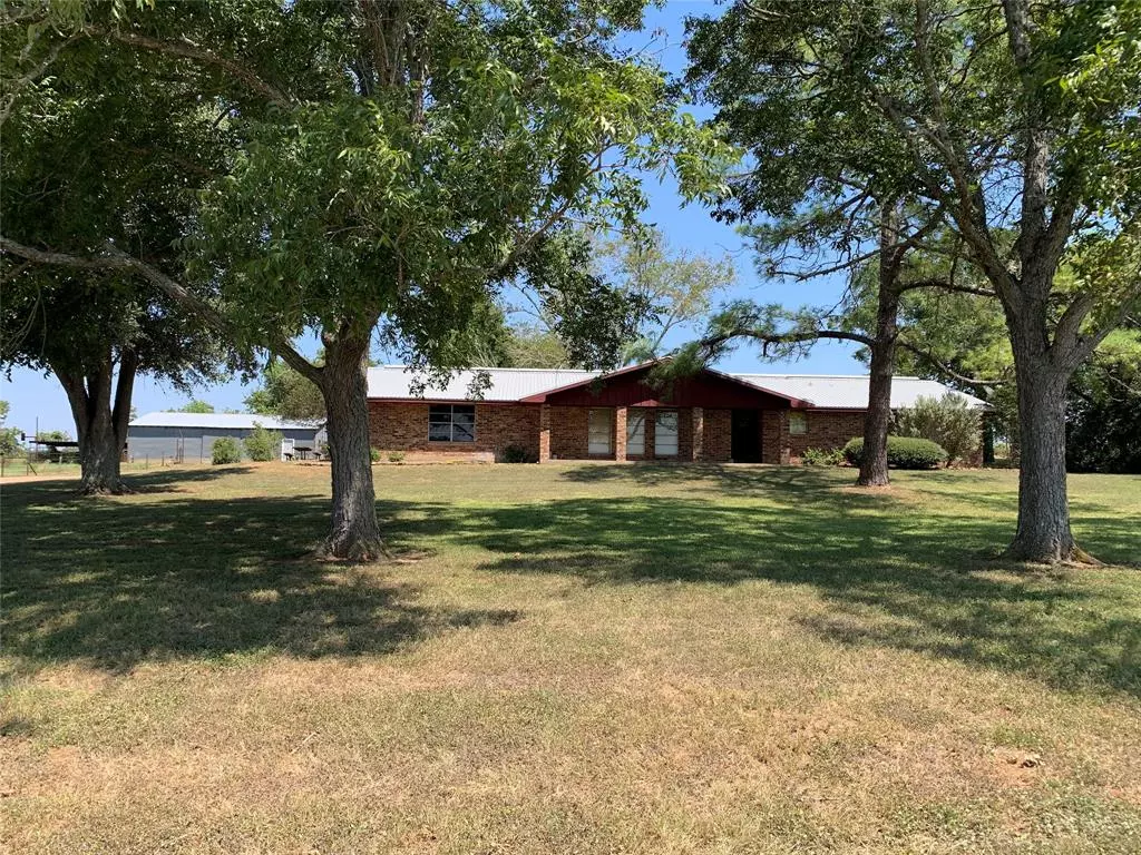 Schulenburg, TX 78956,517 Jahn LN