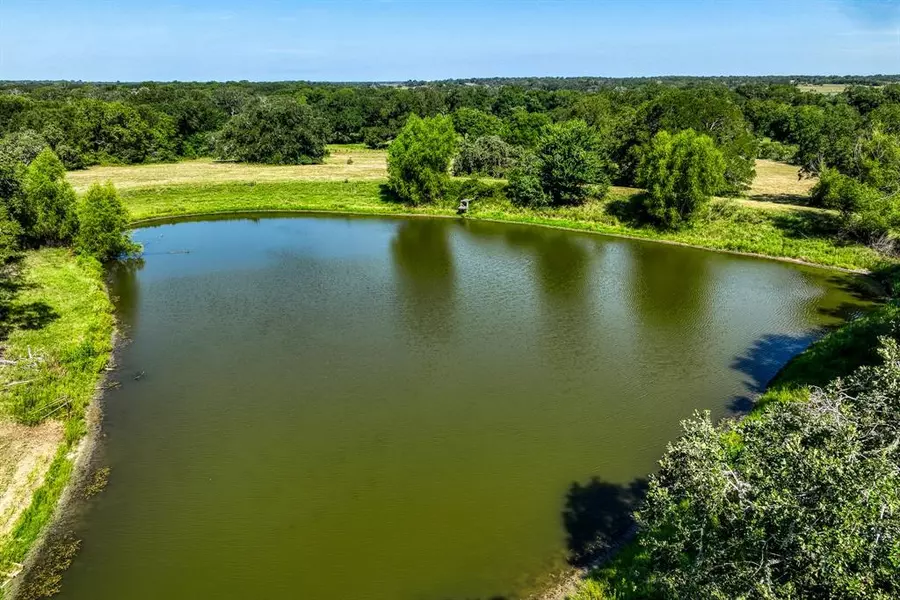 2076 County Road 127, Caldwell, TX 77836