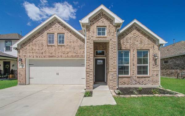 615 Rain Cloud DR, Baytown, TX 77523