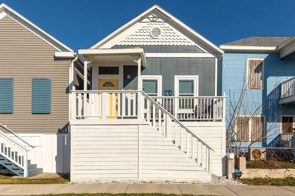 1710 Avenue N, Galveston, TX 77550