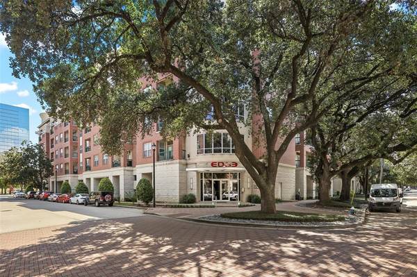 300 St Joseph Pkwy #115, Houston, TX 77002