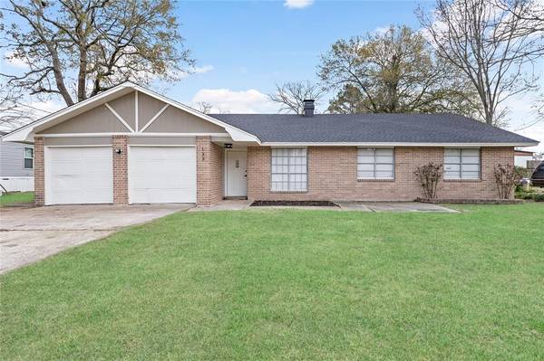 133 7th Ave,  Nederland,  TX 77627